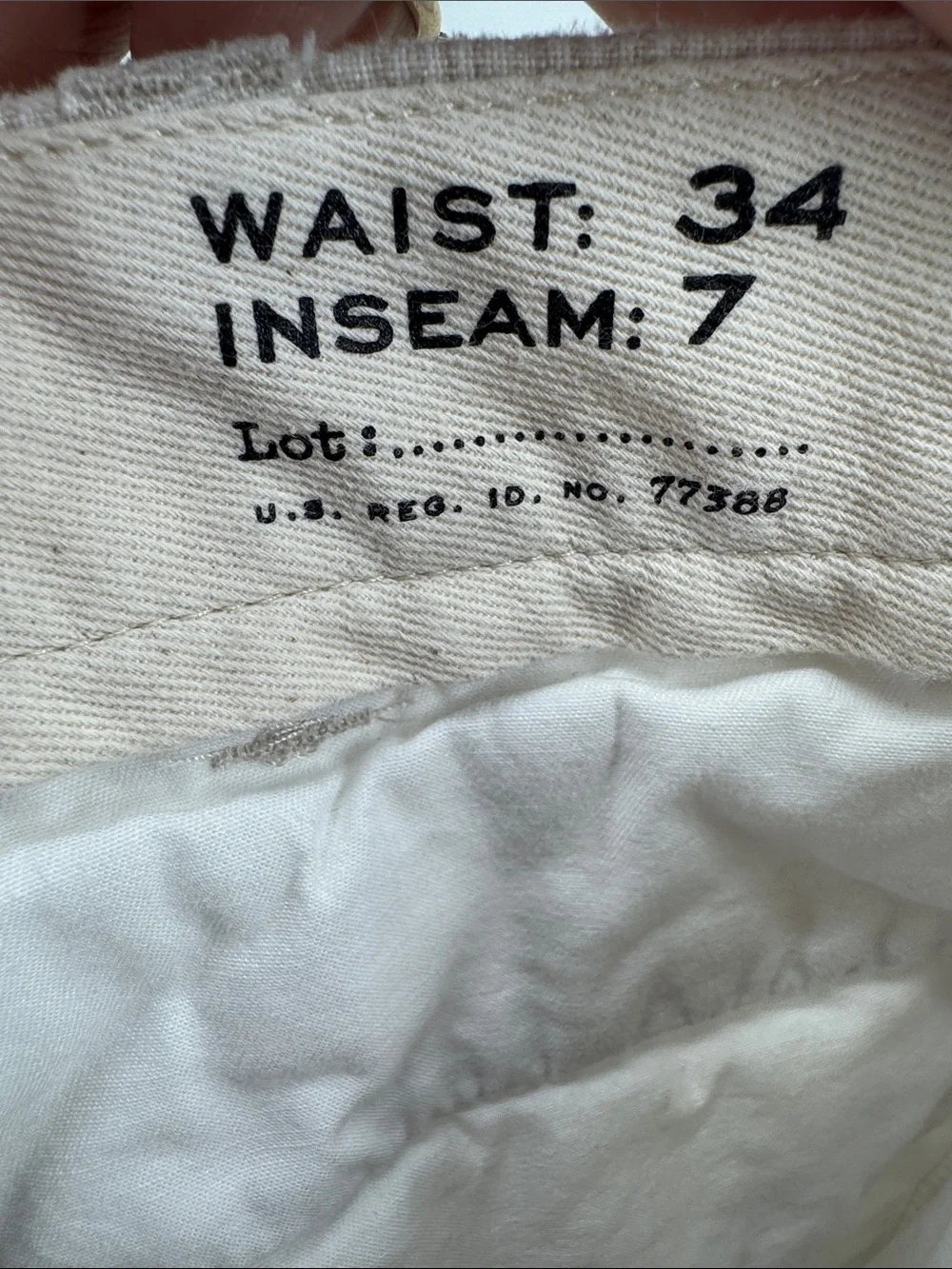 J. Crew Men's Cream Textured Flat-Front Shorts 100% linen 34 preppy summer
